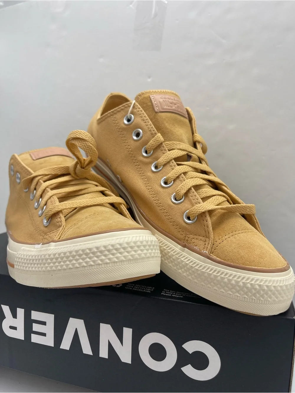 Converse Low Top Sneakers Canvas A12728C
CTAS OX
SANDY SHORE/ACHETTA BEIGE - Picture 7 of 16